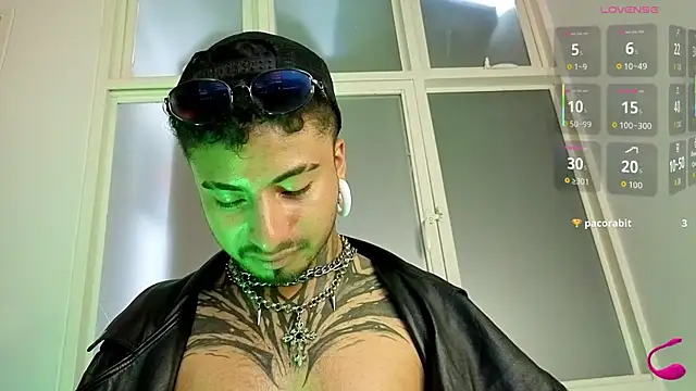 Chat XXX en directo de JuanCamiilo_66