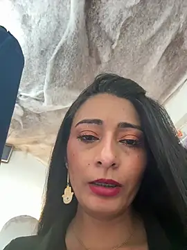הופעת וובקאם של IsabellaMariet