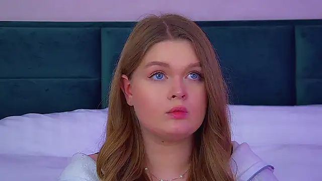 XXX chat uživo modela CrystalLyons