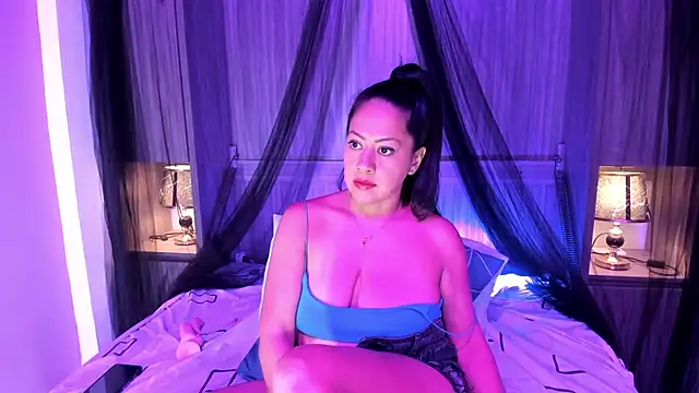 Živý XXX chat AllieBennet