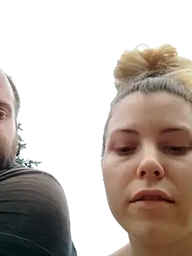XXX chat uživo modela MochiNy4n