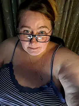 Iceprincess2bad4u Chat XXX live