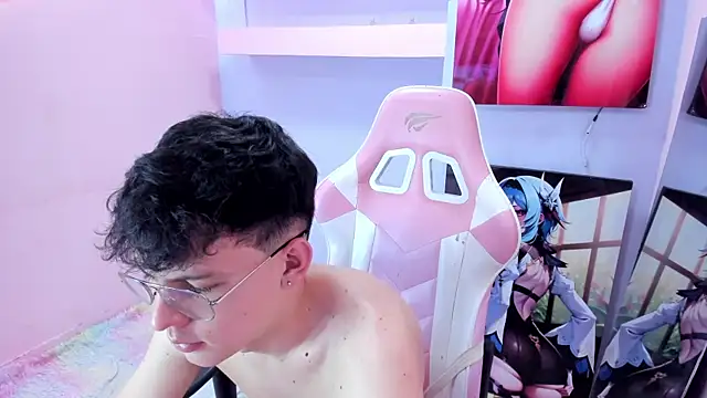 Онлайн чат XXX AngeloBocellii