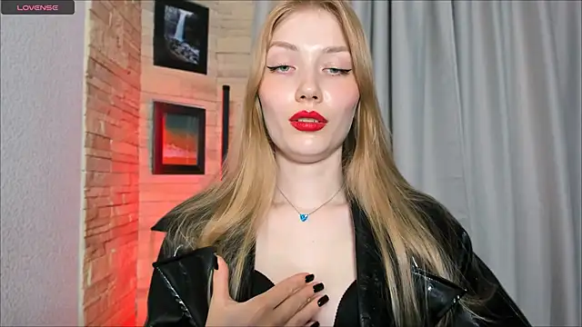 XXX chat uživo modela DakotaMabs
