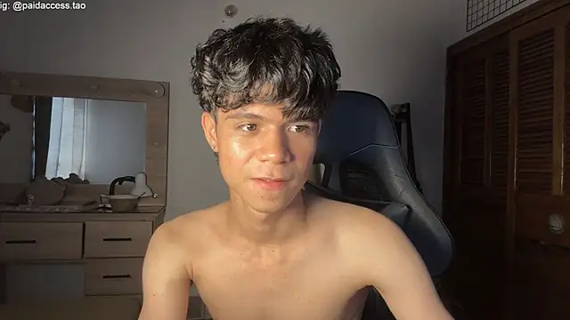 OopsAgain_ – Naživo XXX chat