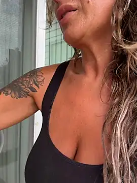 bossyroxy84 – Live XXX-chat
