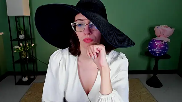 Chat +18 de eva_sicret ao vivo