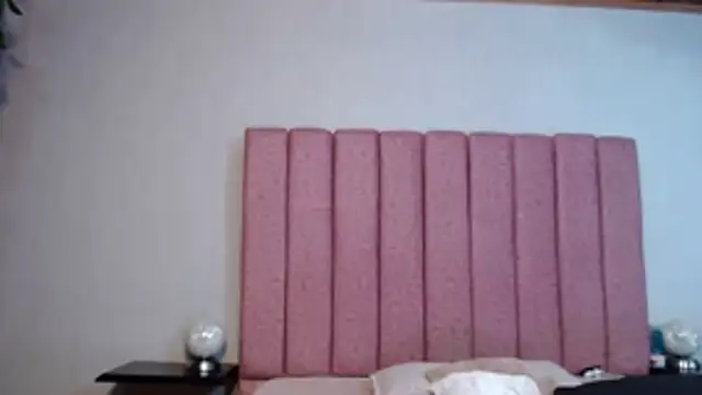 SaraLjordad Adlı Modelin Canlı XXX Sohbeti