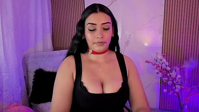 Kayleemorales' Live XXX Chat