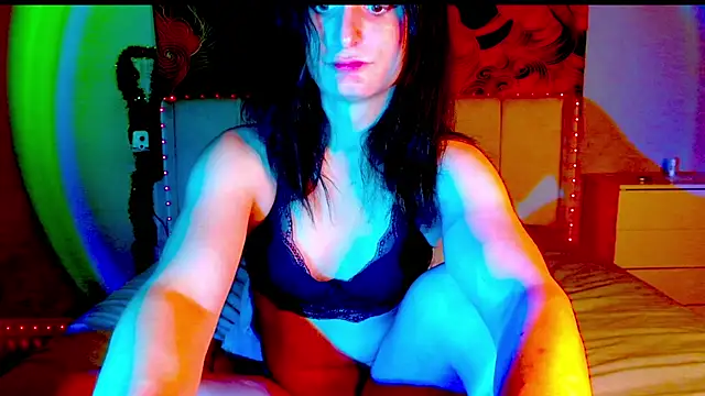 CuteMika Show in webcam