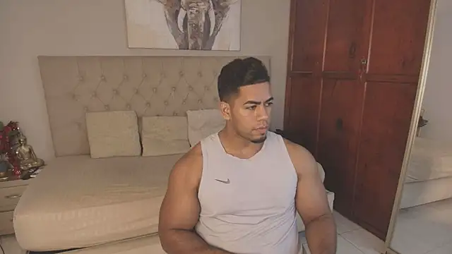 Show modela Trevor_vinc na web-kameri