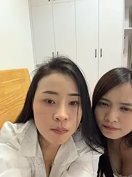 jingya521 Adlı Modelin Canlı XXX Sohbeti