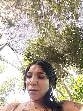 XXX chat uživo modela chikivivi-