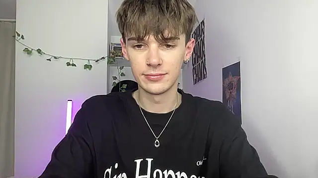 Chat XXX en directo de YourMilkyGuy
