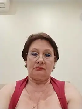 XXX chat uživo modela SalientClean
