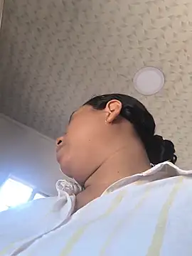 Francesca_ferrariのライブXXXチャット