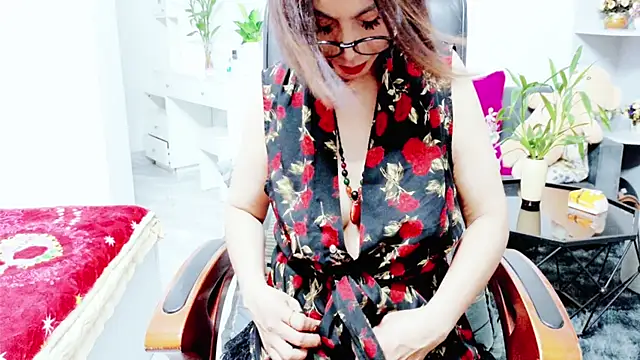 Chat XXX ao vivo de Miu-Le