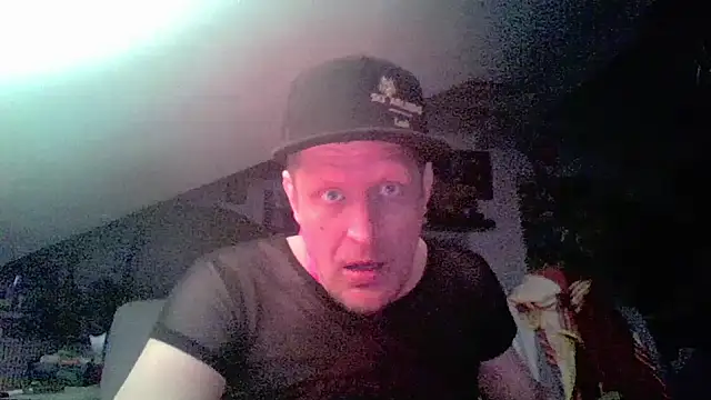 Bigthroaterboy 网络视讯表演