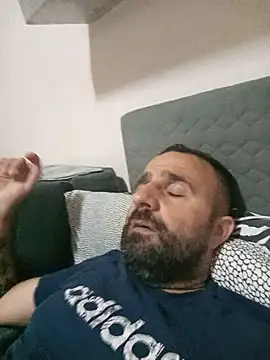 ivat80 Live XXX Chat