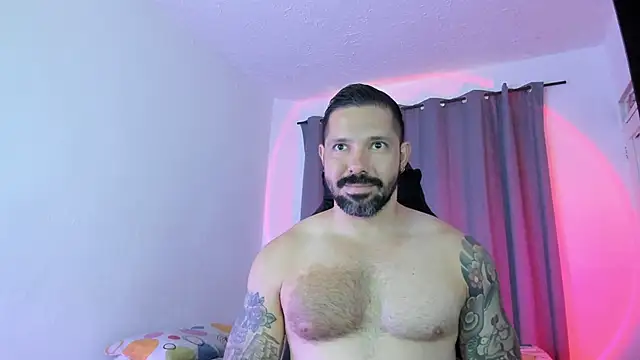 Pierre_Vidal's Live XXX Chat