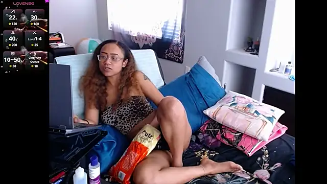 Chat XXX en directo de ReeseZen