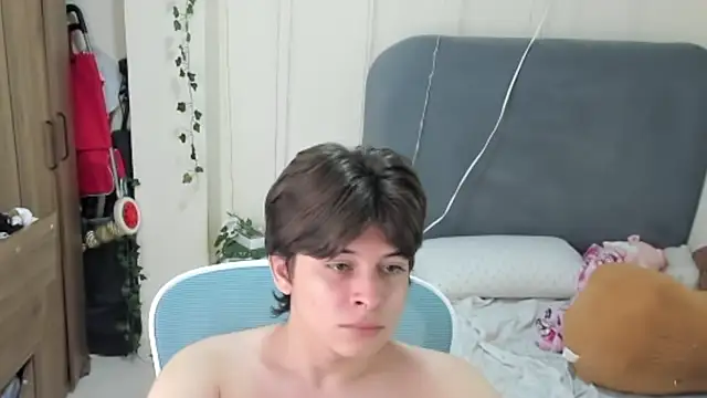Felixzyn Adlı Modelin Canlı XXX Sohbeti