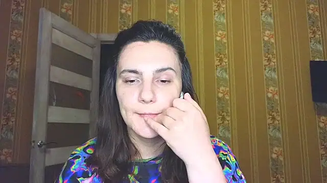 lil_smile Adlı Modelin Canlı XXX Sohbeti