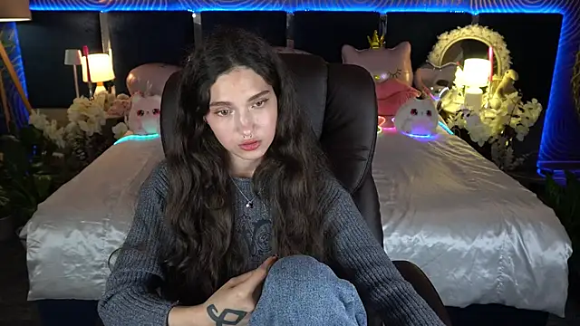 BabyFlowerr élő XXX-chatje