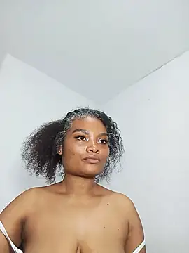 Онлайн чат XXX gianna_smith