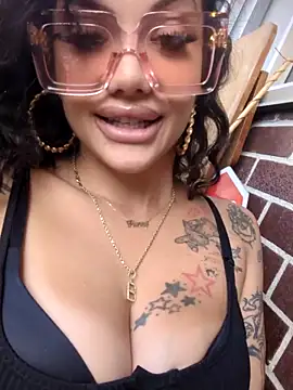 Chatroom XXX en direct de Av3ryyBe3