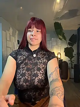Canneela élő XXX-chatje