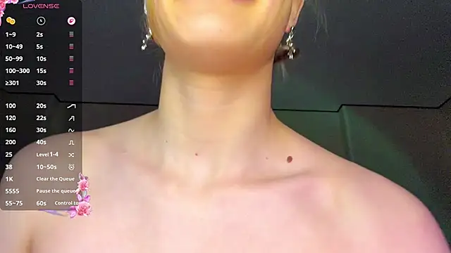 Carolini_i Live XXX-Chat