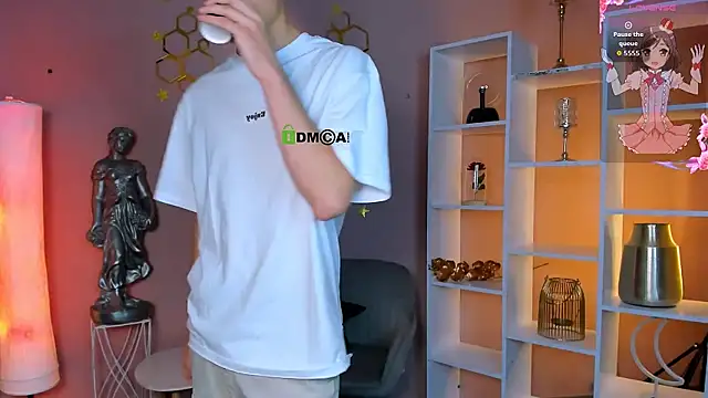 john_lik XXX чат на живо