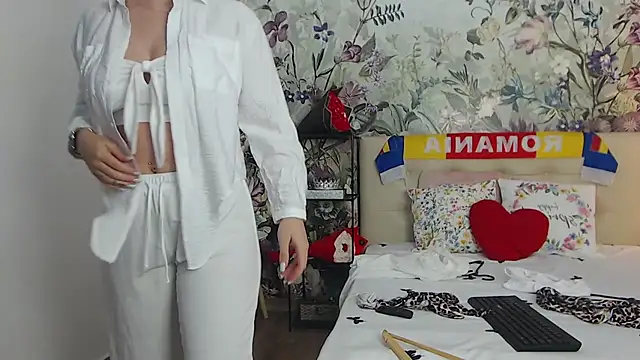 RoseDiamond06 Live XXX Chat