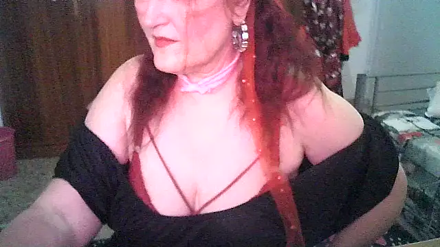 SabrinaXlovess Adlı Modelin Canlı XXX Sohbeti