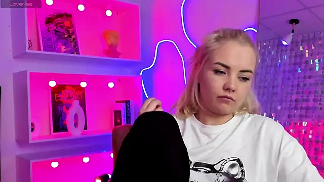 StephanieSweety élő XXX-chatje