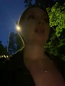 Živý XXX chat KrisMagnoly