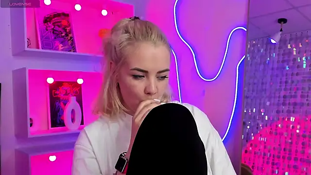 StephanieSweety Chat XXX live