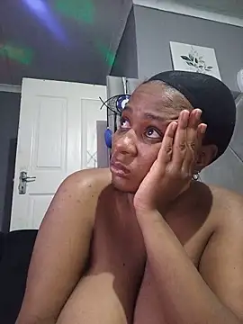 CocoBootyyy Live XXX Chat