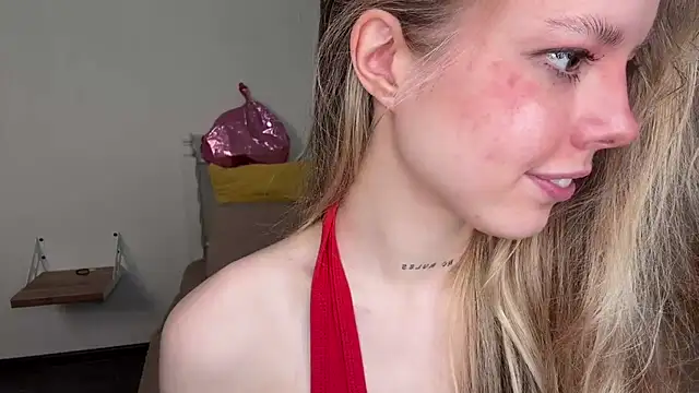 XXX chat uživo modela Catrinee