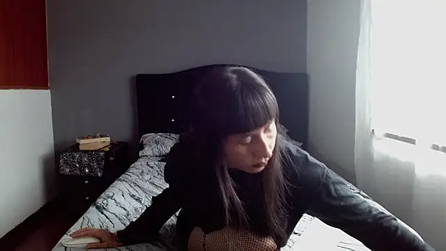 צ'אט XXX בשידור חי של Emilia_1995