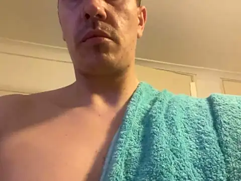 Chat +18 de malcolm2334 ao vivo
