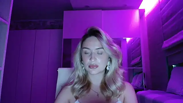 צ'אט XXX בשידור חי של Jolenneky