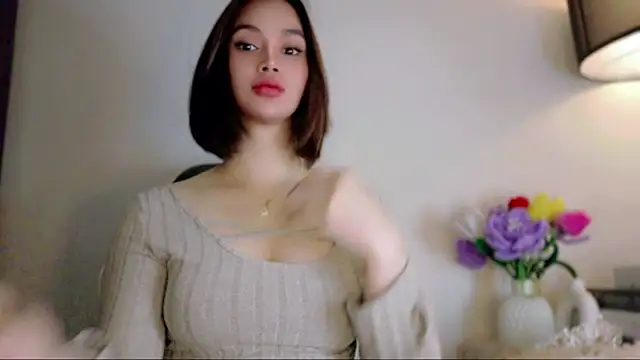 Chat +18 de Anna_HollyDoll ao vivo