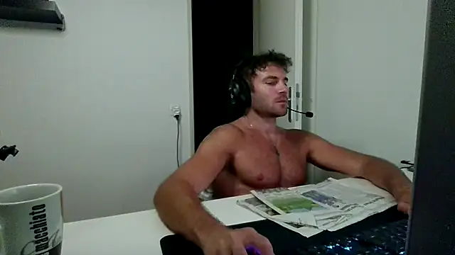alpha-hunk Live XXX-chat