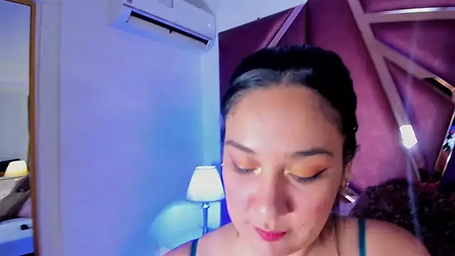 Chat XXX en directo de SelenaBloom