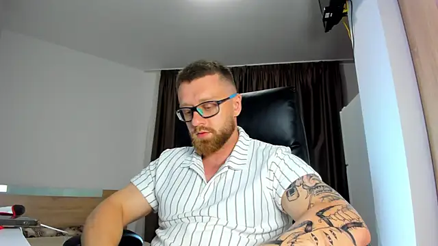 Онлайн чат XXX Findom_guy