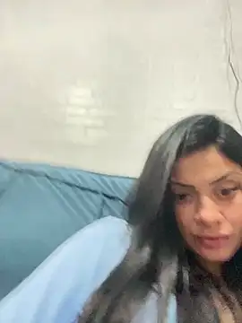 Chat +18 de belababyy ao vivo