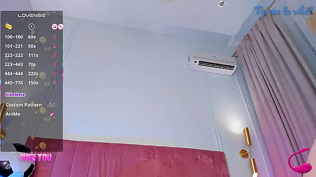Mayzzie live XXX chat
