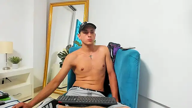 XXX chat uživo modela luca_gael